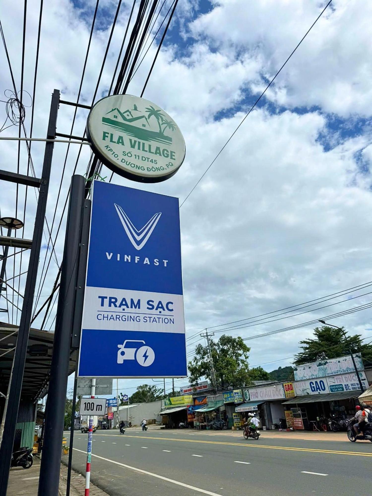 Fla Village 두옹 동 외부 사진